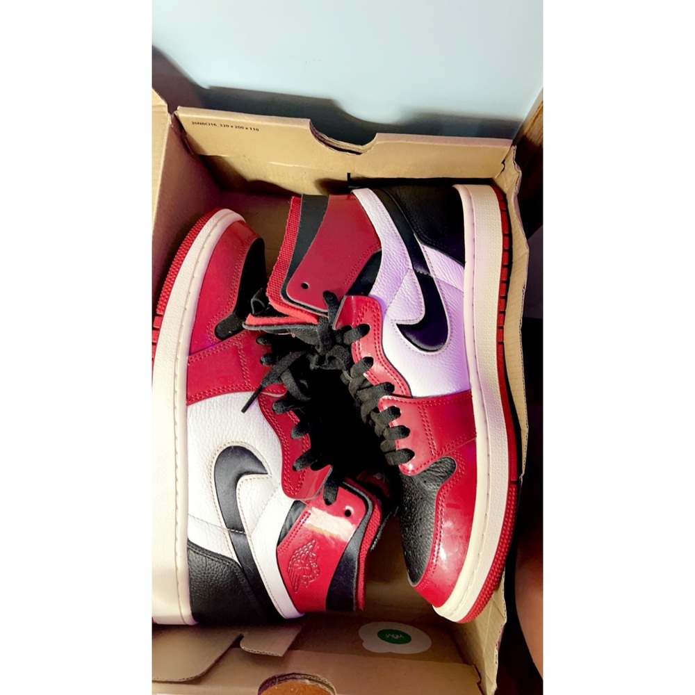Women’s Air Jordan 1 High Zoom Comfort “Chicago Bulls”